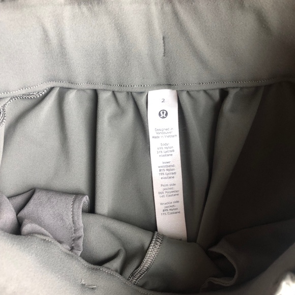 Lululemon Keep Moving Pant Grey Sage, Size 2 - Picture 6 of 6